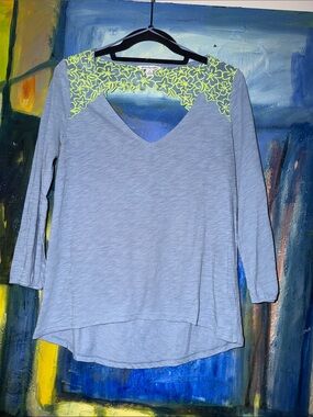 American Eagle Blue 3/4 Sleeve Floral Embroidered Cut-Out Back Knit Boho Top sm